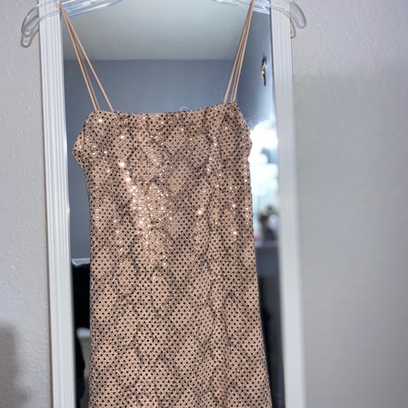 Bodycon dress - Picture 3 of 6